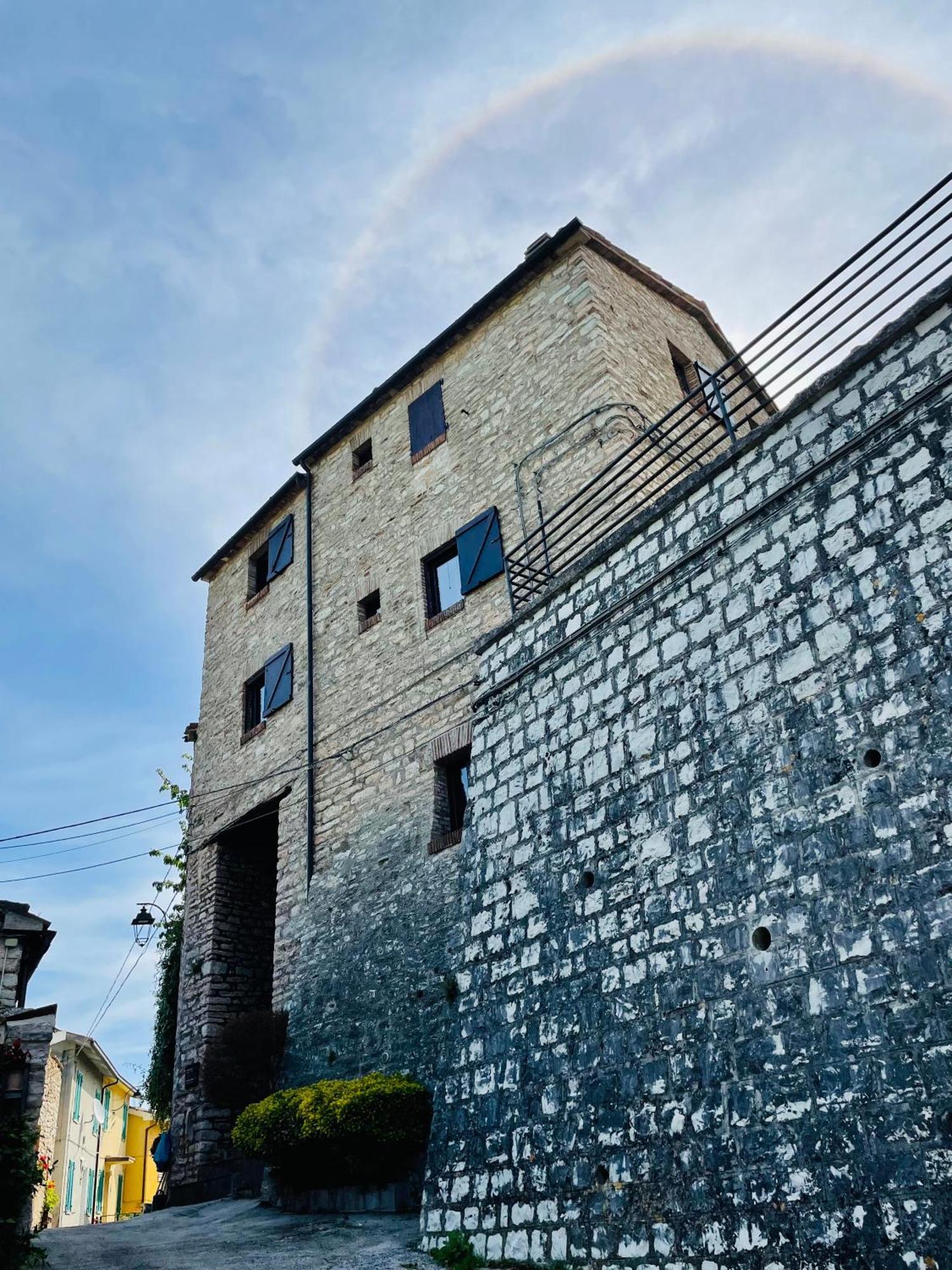 B&B Bivacco Frasassi Climbing & Trail Running House Genga  Kültér fotó